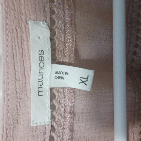 Blouse - Picture 2 of 2